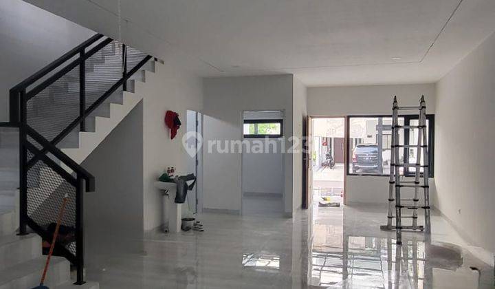 Dijual Rumah 2 Lantai Cantik, Bagus Siap Huni Di Sutera Kirana Alam Sutera 1