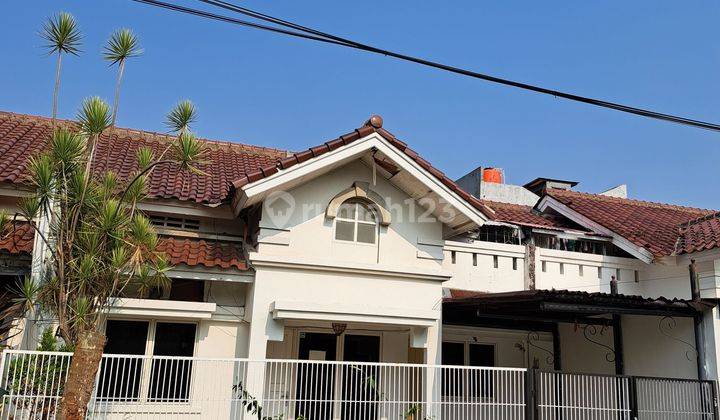 Rumah Rapih Terawat 1,5 Lt Hadap Timur Lokasi Jalan Utama Nusaloka Bsd 1