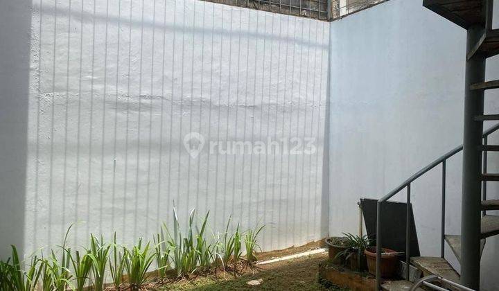 Dijual Cepat Rumah rapih siap huni di serpong paradise city sebelah Mall Paradise Walk 2