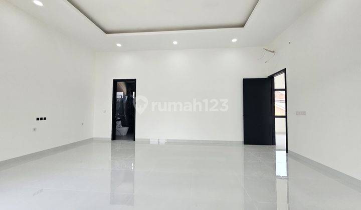 Dijual Rumah besar Brand New Minimalis Modern lokasi sangat bagus di Puspita Loka BSD dekat ITC 2