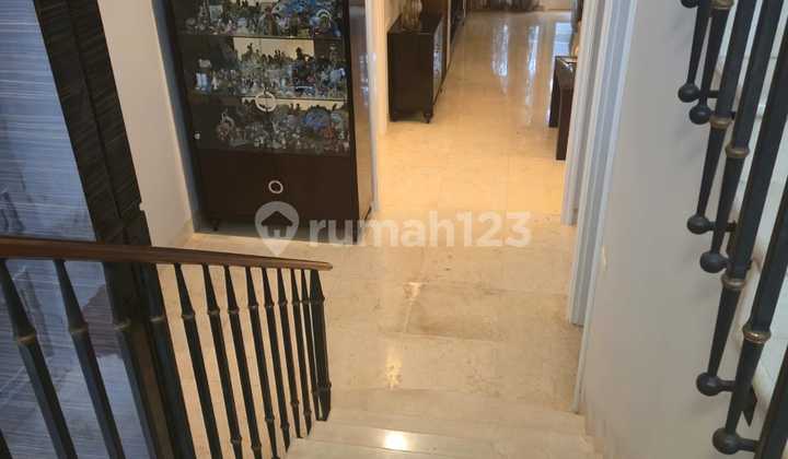For Rent Rumah Full Furnished Kt 4 +1 di Fontainebleau Bsd City 2