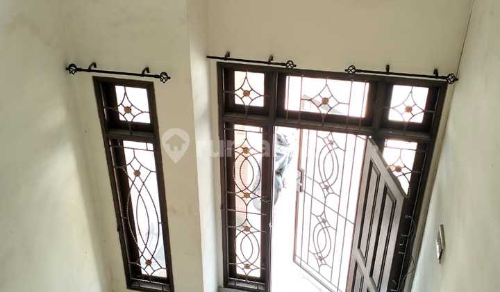 For Sale 2-Story House with SHM in Sutera Jelita, Alam Sutera, Tangerang For Sale 2-Story House with SHM in Sutera Jelita, Alam Sutera, Tangerang