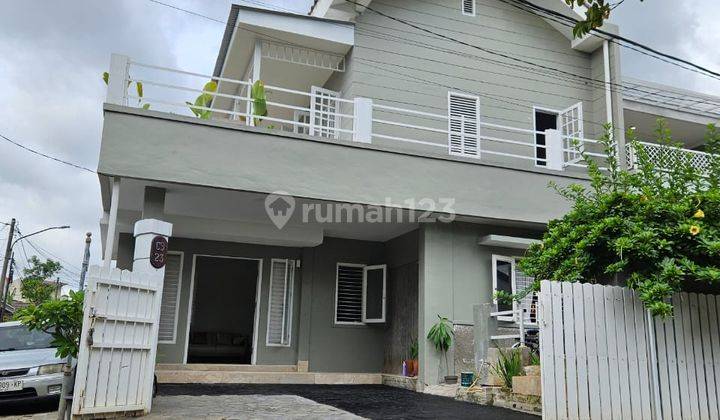 Dijual Rumah Hoek 2 Lantai Dekat Stasiun Krl Griyaloka Bsd 1