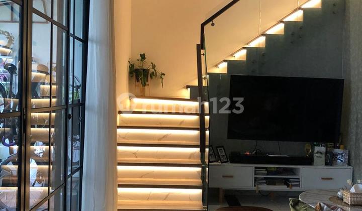 Dijual Rumah 2 Lantai Rapih Dan Cakep SHM Di Alam Sutera Tangerang 2