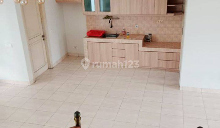 Disewakan Rumah 2 Lt Semi Furnished Di The Green BSD City Tangerang 2