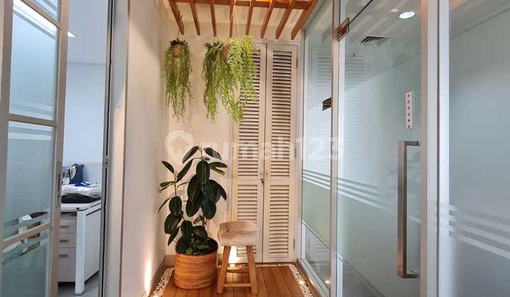 Office Apartment Furnished Custom Decoration The Smith Alam Sutera Tangerang