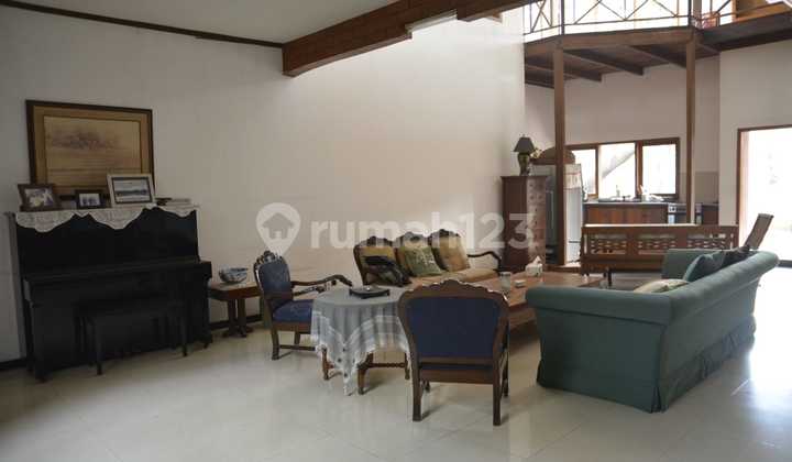 Dijual Rumah Bagus 2 Lantai siap Huni Di Villa Melati Mas