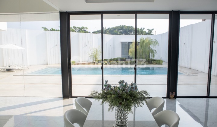 Dijual Rumah 2 Lantai Luxury Modern Ada Pool Di BSD Bukit Golf Tangerang 2