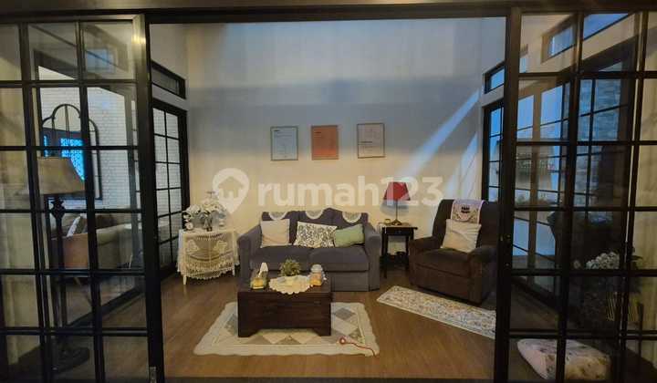 Dijual Rumah Cantik Terawat di Griyaloka Bsd.dekat Akses Tol dan KRL 2