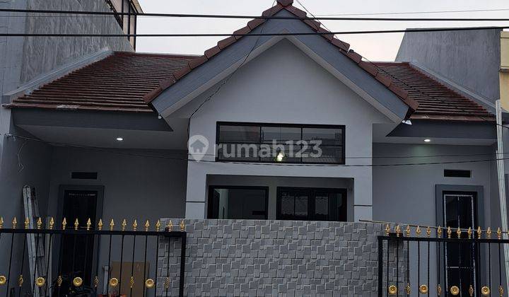 Rumah brand new 1,5 lantai siap huni di pinggir Jalan Griyaloka bsd 1