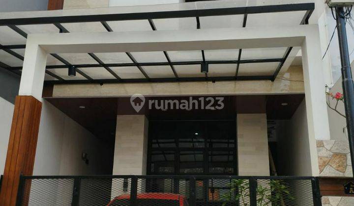 Turun Harga Rumah Mewah 2 Lantai Minimalis Kekinian Siap Huni  2