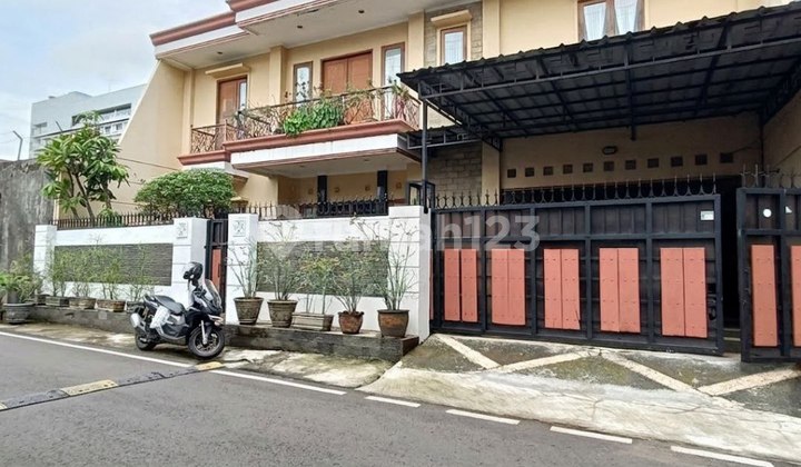 Murah Mewah Rumah 2,5 LT Siap Huni di Komplek Cempaka Putih Timur 2