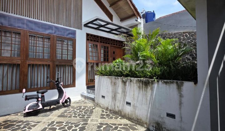 Murah Rumah Artistik Siap Huni Dekat Jln Raya di Jatimakmur Murah Rumah Artistik Siap Huni Dekat Jln Raya di Jatimakmur