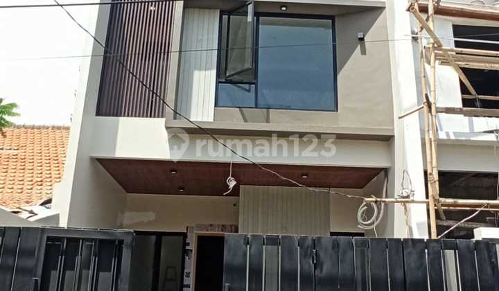 Murah Mewah Rumah Baru 2 Lt Siap Huni Dlm Perumahan Di Rawamangun 2