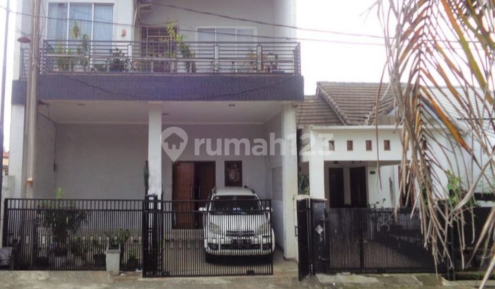 Discount Sale 2-Story Minimalist House Ready to Live In Cibubu Golf Hill