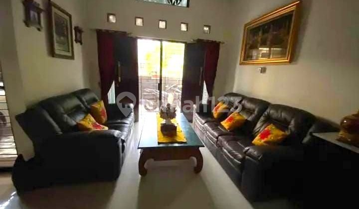 Murah Jauh di Bawah Harga Rumah 3 Lt Cantik Siap Huni Cijantung 2