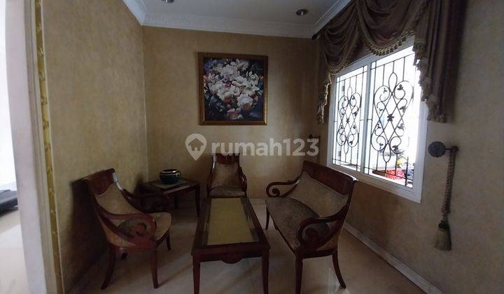 DIJUAL RUMAH MEWAH DI CLUSTER TENGAH KOTA WISATA, DEKAT MAL DAN HARGA MENARIK! 2