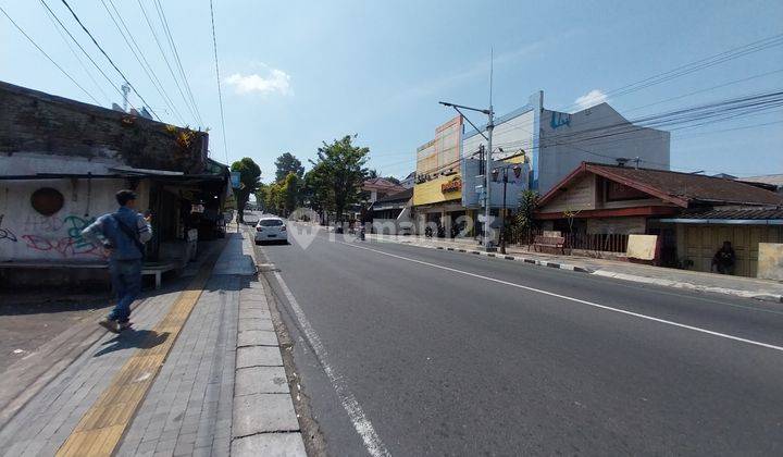 Dijual Tanah Bonus Bangunan Pinggir Jalan Turun Harga Di Salatiga, Jawa Tengah, Cocok Untuk Komersil! 1