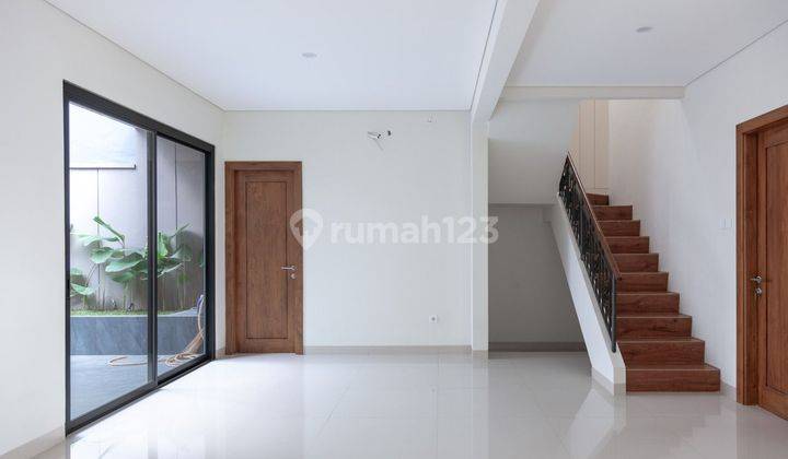 DIJUAL RUMAH BARU DI CLUSTER LEGENDA WISATA, SIAP HUNI DAN HARGA MURAH! 1