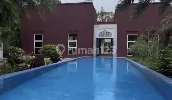 Dijual Villa Murah 2 Lantai Ada Kolam Renang Dengan Desai Bangunan Maroko Di Sentul City! 2