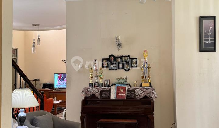 Dijual Rumah Mewah 2 Lantai Depan Taman Di Cluster Depan Kota Wisata! 2