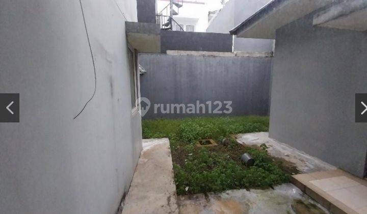 Dijual Rumah Murah Di Boulevard Kota Wisata, Masih Ada Tanah Belakang! 1