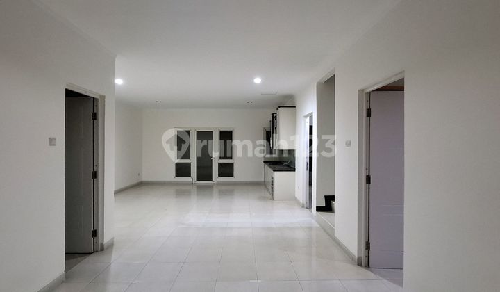 Dijual Rumah Siap Huni 2 Lantai di Cluster Baru Kota Wisata!