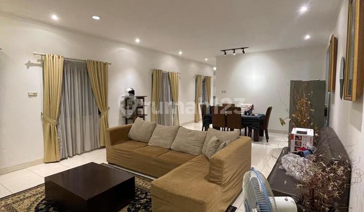 Rumah Mewah 2 Lantai Siap Huni di Boulevard Tengah! 2