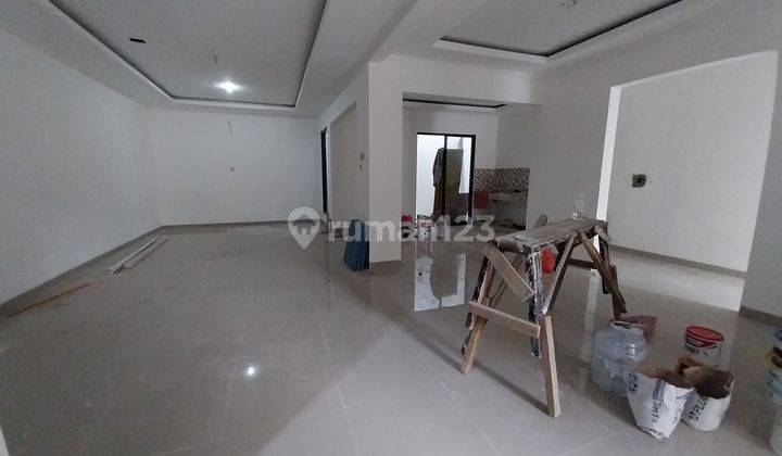 Dijual Rumah Murah Sudah Renovasi Total Di Cluster Depan Kota Wisata, Siap Huni! 1