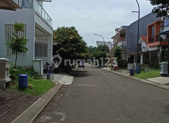 Affordable 1.5-Story House in Cluster at the Front of Kota Wisata, Near the Toll Road!