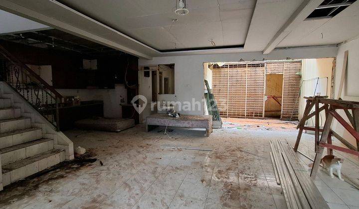 Dijual Rumah Murah 2 Lantai Sedang Renovasi Total Di Cluster Depan Kota Wisata! 2