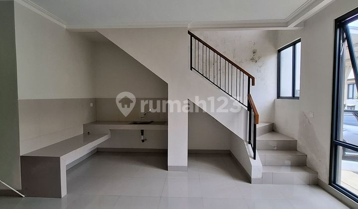 Rumah Baru & Siap Huni 2 Lantai di Cluster Baru, Dekat Area Komersial! Rumah Baru & Siap Huni 2 Lantai di Cluster Baru, Dekat Area Komersial!