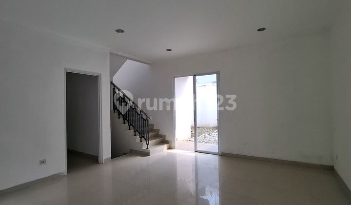 Dijual Rumah Murah 2 Lantai Siap Huni & Bebas Banjir Di Cluster Eksklusif Cibubur Country! 2