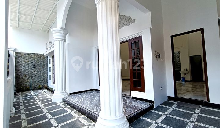 Rumah Bagus Baru Gress 1½ Lantai, Jalan Depan Simpangan Mobil. Cocok Untuk Hunian Keluarga. 2