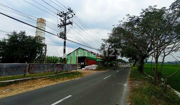 Strategic Land Near the Warehousing Area in Juwiring Klaten Solo