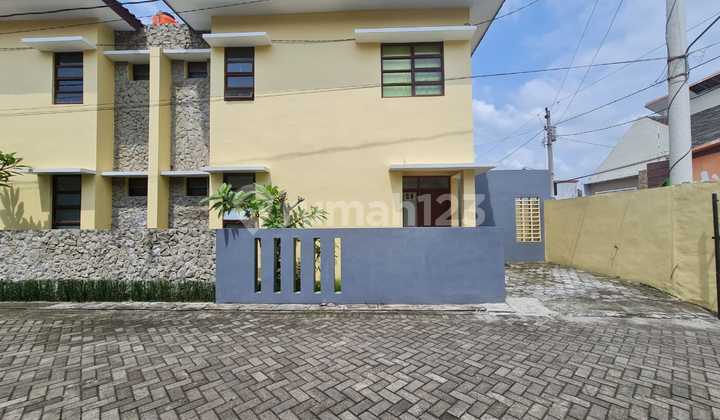 Rumah Bagus Bersih Nyaman Siap Pakai Di Perumahan Colomadu Solo, Lingkungan Tenang Dan Asri. 2