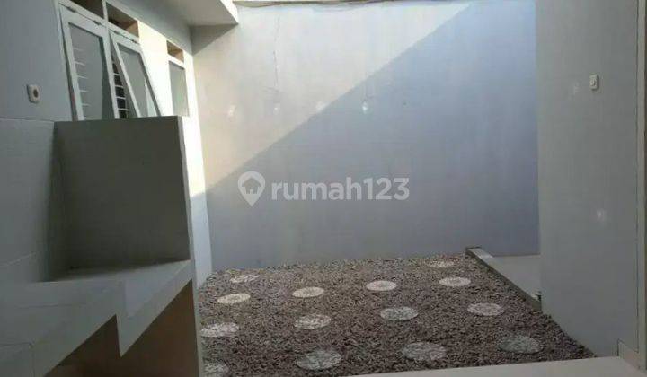 Rumah bagus siap huni di Fajar Indah 2