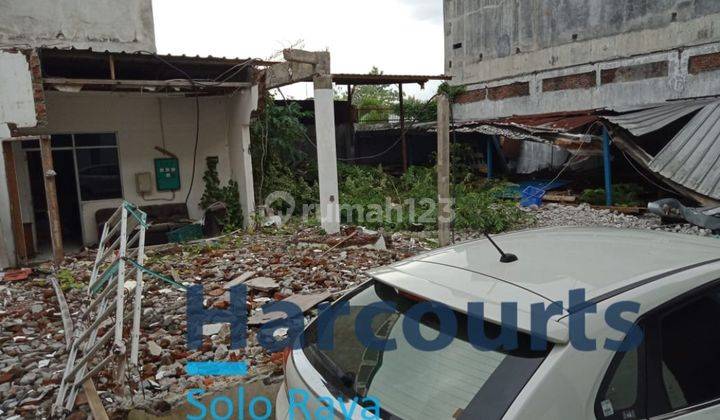 Tanah bonus gudang di Solo Baru 4