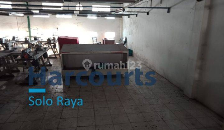 Tanah bonus gudang di Solo Baru 5
