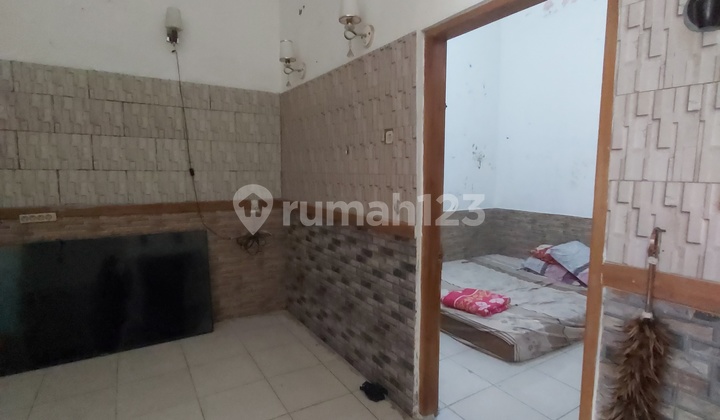 Rumah bersih siap huni di Sumber Surakarta 3
