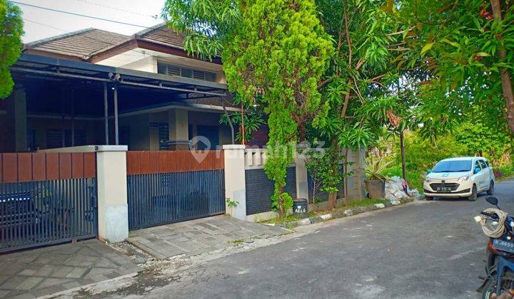 Rumah bagus siap pakai di Fajar Indah Surakarta