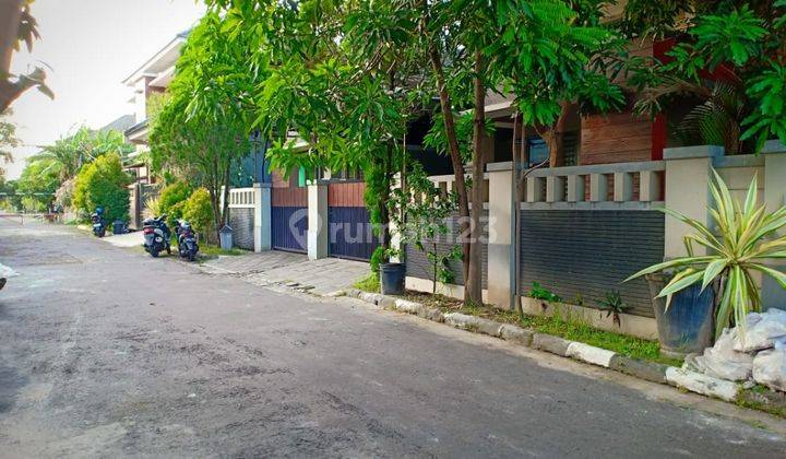 Rumah bagus siap pakai di Fajar Indah Surakarta 4