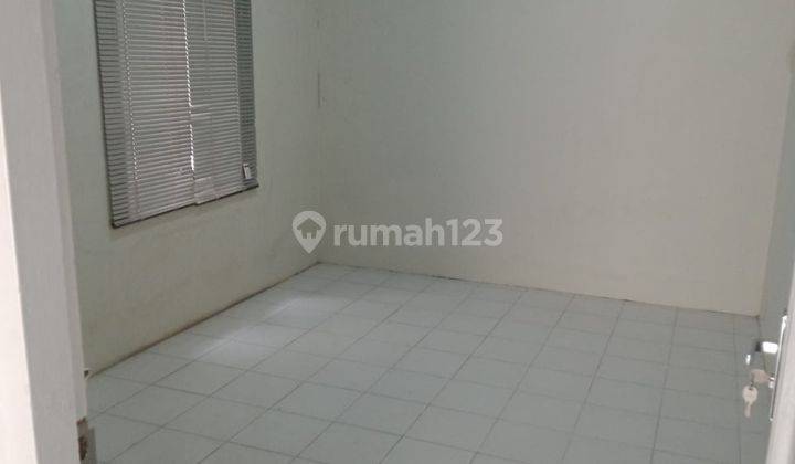Rumah bagus siap pakai di manahan 6