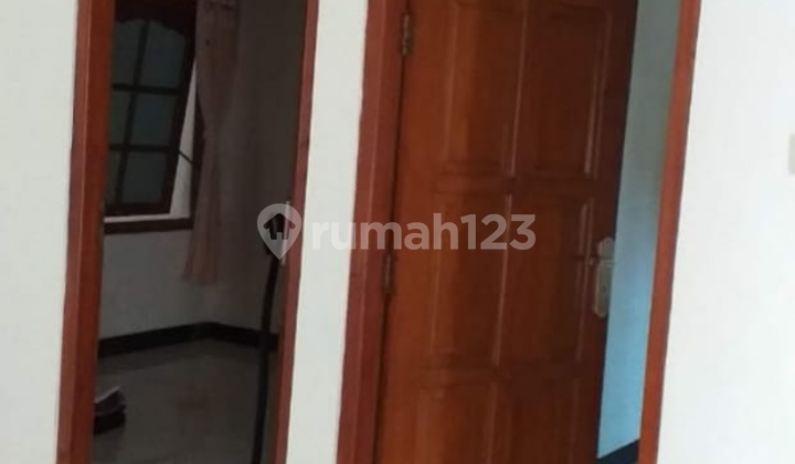 Rumah bagus siap pakai di Mojosongo Solo 5