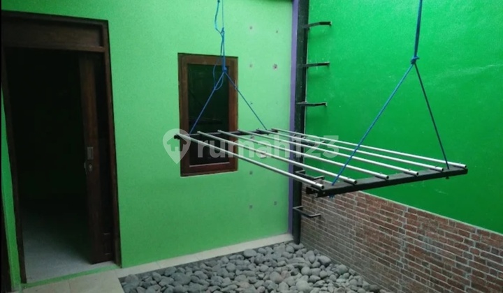 Rumah bagus full furnished di Colomadu 2