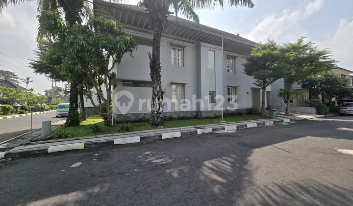 Rumah Mewah Exclusive di Perumahan Elite Lor In Residence