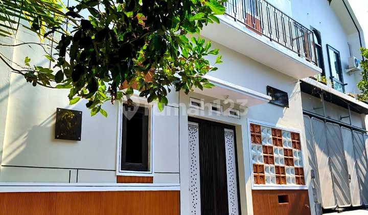 Kost Baru Exclusive 2 Lantai ( Full Furnished )