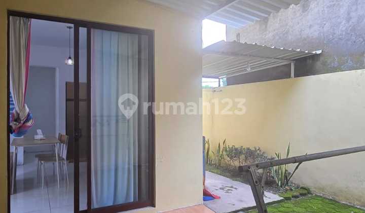 Rumah Bagus Minimalis Full Furnished di Colomadu Solo, Dekat Jalan Raya Adi Sucipto. 2