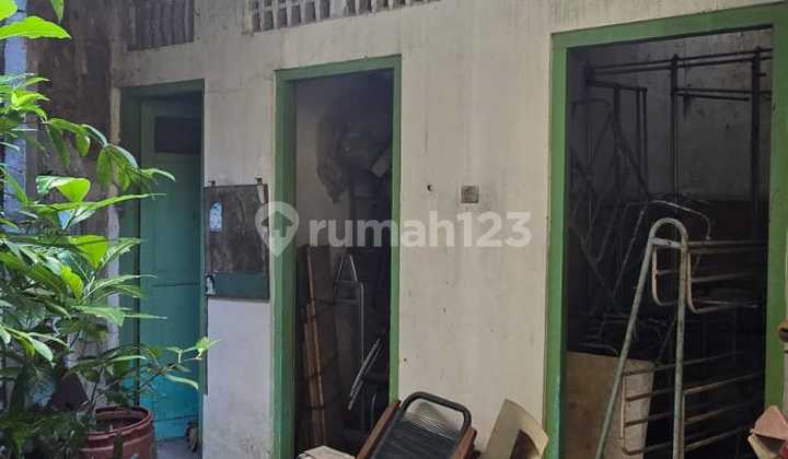 Rumah dan Toko Super Strategis di Pusat Kota Jalan Slamet Riyadi 2