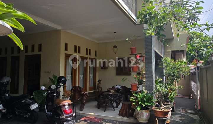 Rumah Mewah Bagus Siap Pakai Di Perumahan Elite Fajar Indah Solo, Lingkungan Aman Dan Tenang. 2